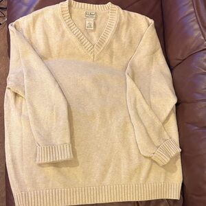 L.L. Bean Men's Beige V-Neck Sweater Like New See Pics All sizing